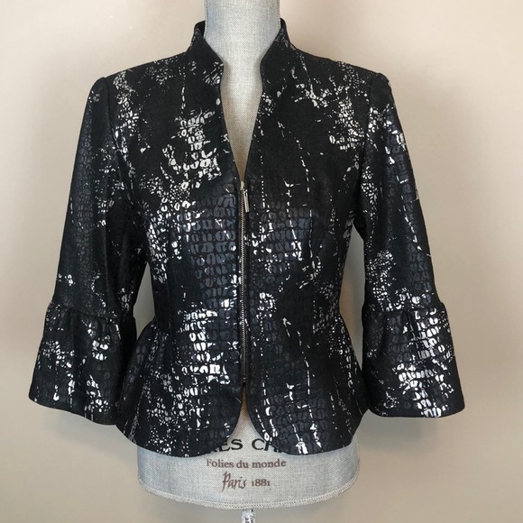 NWT anthracite Black & Silver Snakeskin Zip Jacket Size 4 - Picture 2 of 9